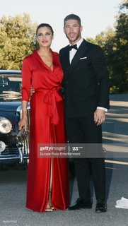 Pilar Rubio feet photo thumbnail