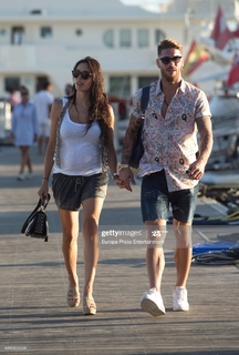 Pilar Rubio feet photo thumbnail