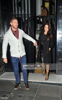 Pilar Rubio feet photo thumbnail