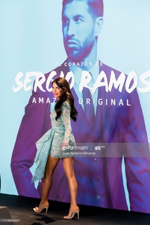 Pilar Rubio feet photo thumbnail