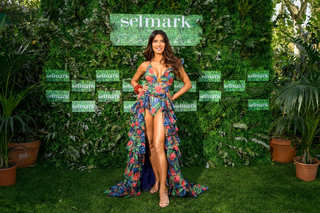 Pilar Rubio feet photo thumbnail