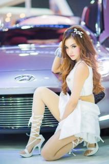 Pimchanok Leuwisetpaiboon feet photo 6