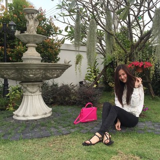 Pimchanok Leuwisetpaiboon feet photo 12