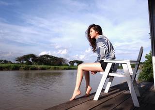 Pimchanok Leuwisetpaiboon feet photo 13