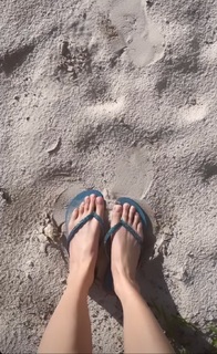 Pimchanok Leuwisetpaiboon feet photo 1