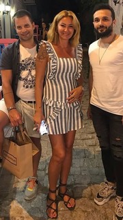 Pinar Altug feet photo thumbnail