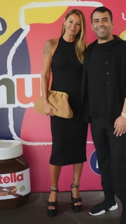 Pinar Altug feet photo thumbnail
