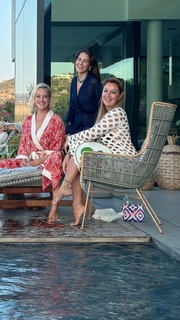 Pinar Altug feet photo thumbnail