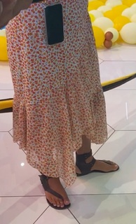 Pinar Altug feet photo thumbnail