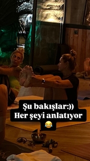 Pinar Altug feet photo thumbnail