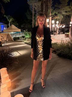 Pinar Altug feet photo thumbnail