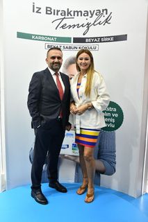 Pinar Altug feet photo thumbnail