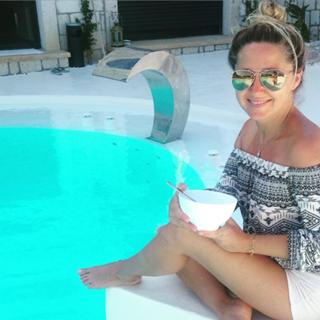 Pinar Aylin feet photo 9