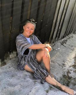 Pinar Aylin feet photo 8