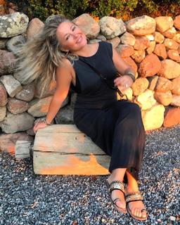 Pinar Aylin feet photo 7