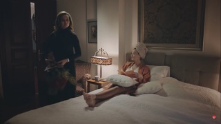 Pinar Deniz feet photo thumbnail