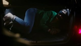 Pinar Deniz feet photo thumbnail