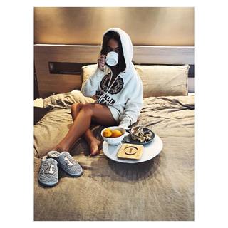 Pinelopi Plaka feet photo 18