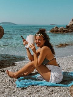 Pinelopi Plaka feet photo 12