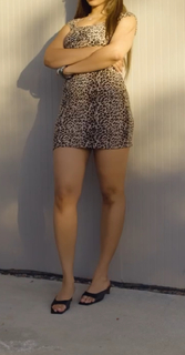 PinkPantheress feet photo thumbnail