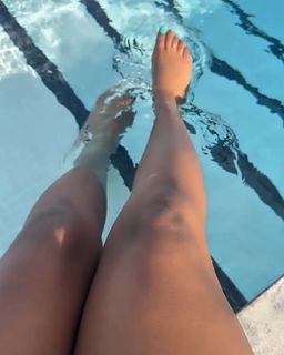 Pinkydoll feet photo 9