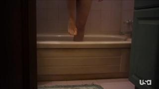 Piper Perabo feet photo thumbnail