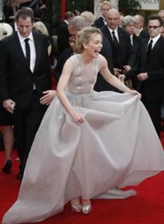 Piper Perabo feet photo thumbnail