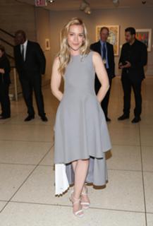 Piper Perabo feet photo thumbnail