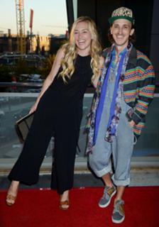 Piper Perabo feet photo thumbnail