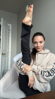 Piper Presley feet photo thumbnail