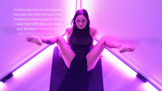 Piper Presley feet photo thumbnail