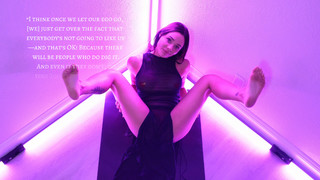 Piper Presley feet photo thumbnail