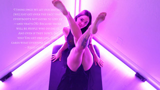 Piper Presley feet photo thumbnail