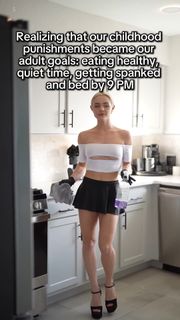 Piper Presley feet photo thumbnail