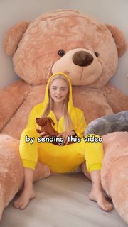 Piper Presley feet photo thumbnail