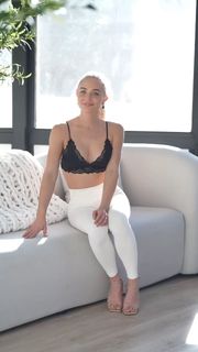 Piper Presley feet photo thumbnail