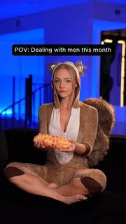 Piper Presley feet photo thumbnail