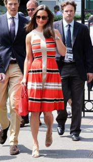 Pippa Middleton feet photo thumbnail