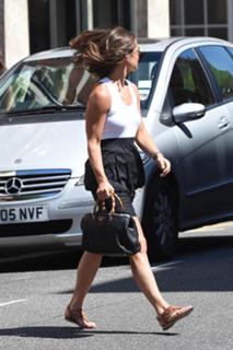Pippa Middleton feet photo thumbnail