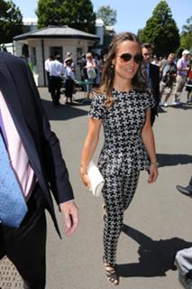 Pippa Middleton feet photo thumbnail