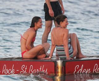 Pippa Middleton feet photo thumbnail