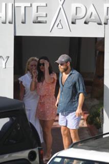 Pippa Middleton feet photo thumbnail