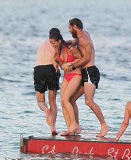 Pippa Middleton feet photo thumbnail
