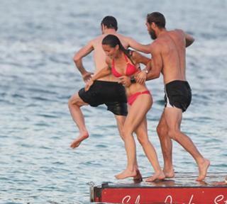 Pippa Middleton feet photo thumbnail