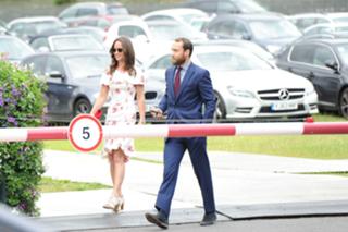 Pippa Middleton feet photo thumbnail