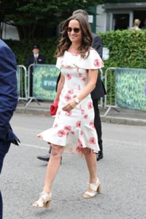 Pippa Middleton feet photo thumbnail