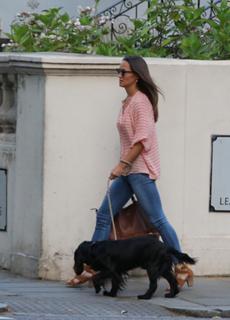 Pippa Middleton feet photo thumbnail