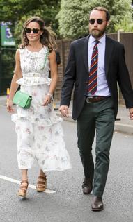 Pippa Middleton feet photo thumbnail