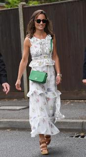 Pippa Middleton feet photo thumbnail