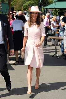 Pippa Middleton feet photo thumbnail